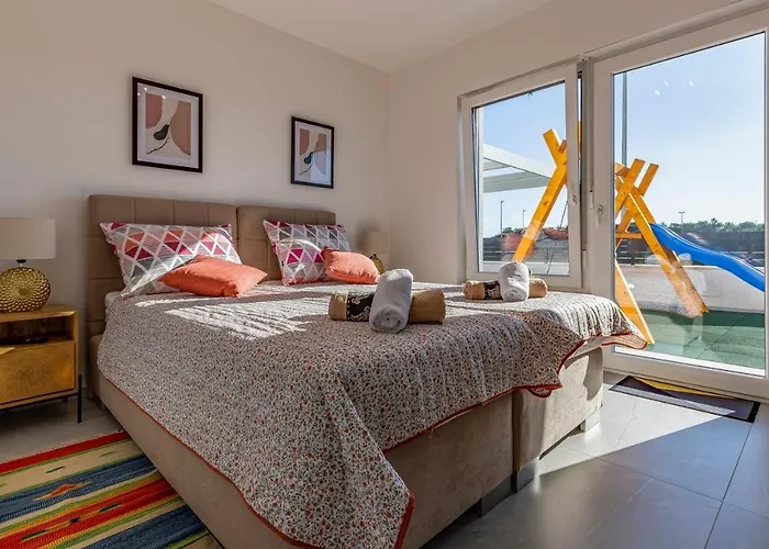 Villa Maristra-2 - Sea View - - Istriensonne 0723 *